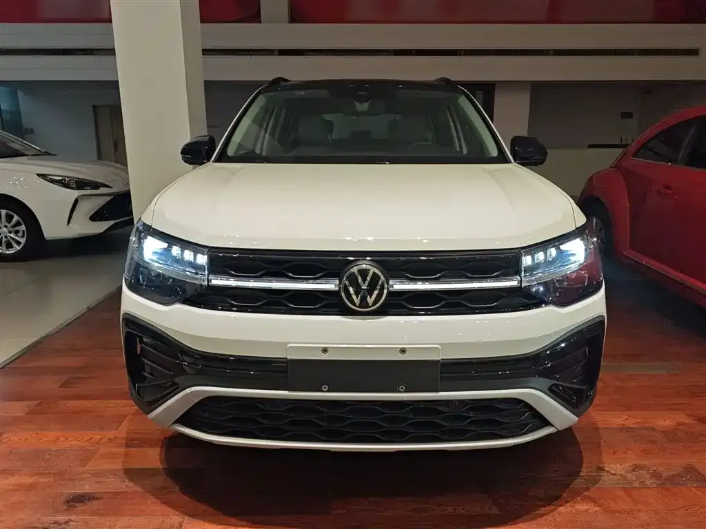 Volkswagen Tharu 2024 из CN, фото 8