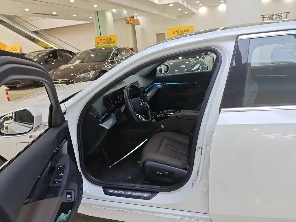 BMW i5 2024 из CN, фото 8