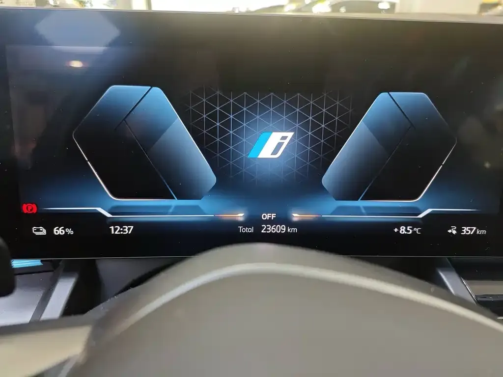 BMW i5 2024 из CN, фото 2