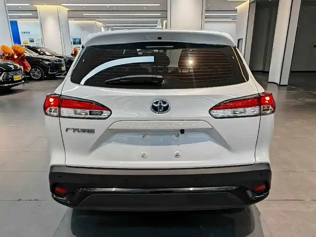 Toyota Frontlander 2024 из CN, фото 9