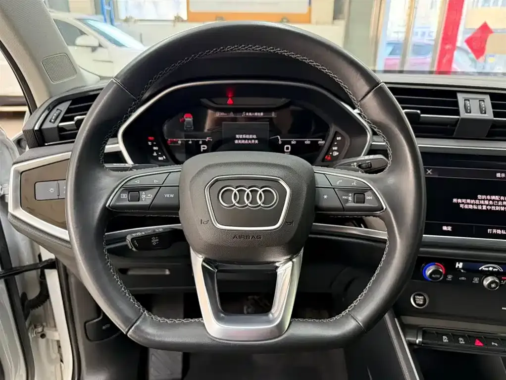 Audi Q3 2023 из CN, фото 7