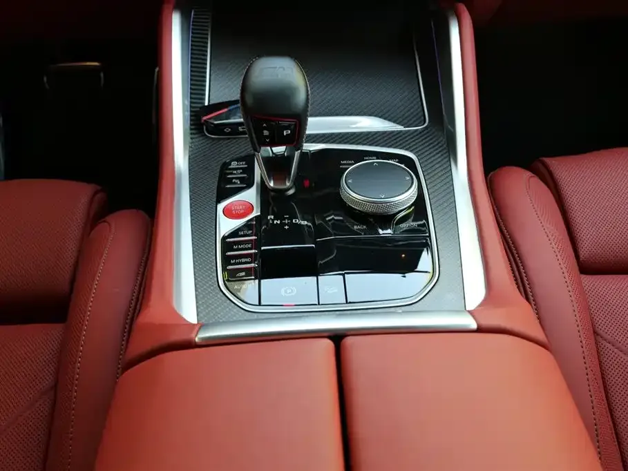 BMW XM 2024 из CN, фото 8