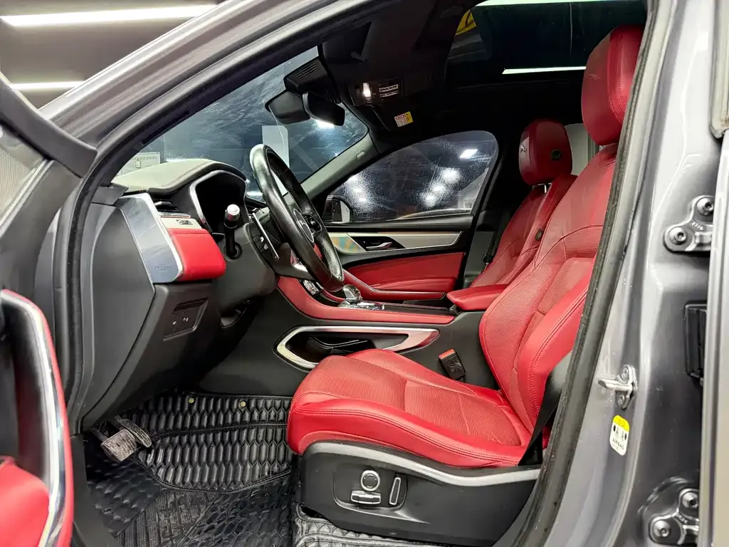 Jaguar F-PACE 2021 из CN, фото 7
