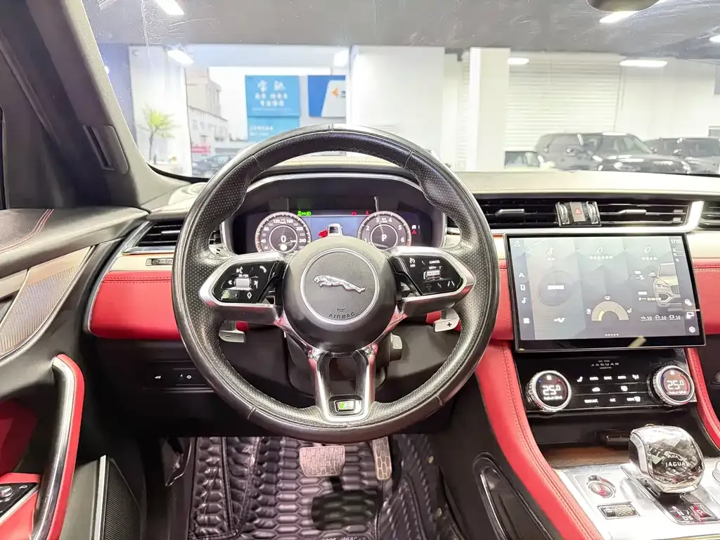 Jaguar F-PACE 2021 из CN, фото 4
