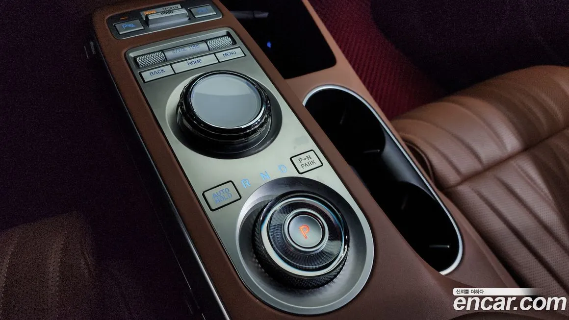 Genesis GV70 2023 из KR, фото 3