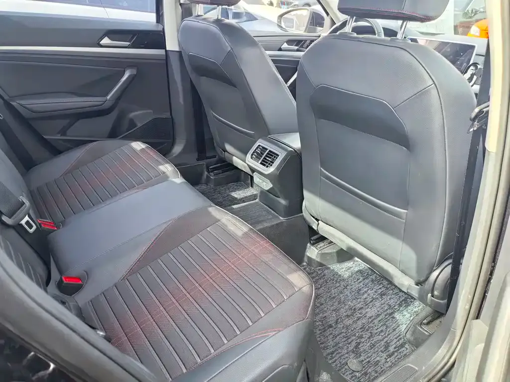 Volkswagen Lavida 2023 из CN, фото 4