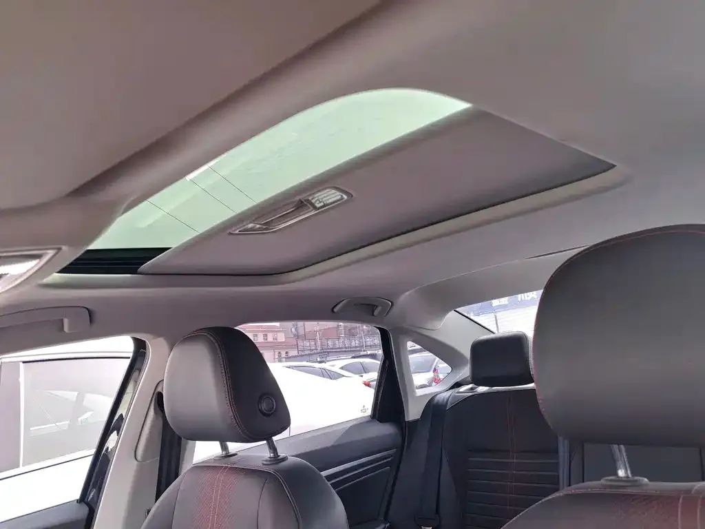 Volkswagen Lavida 2023 из CN, фото 3