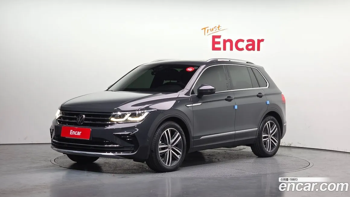Volkswagen Tiguan — фото 1