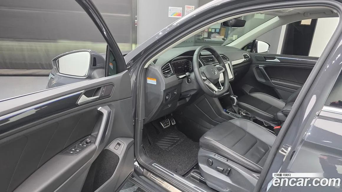 Volkswagen Tiguan — фото 2