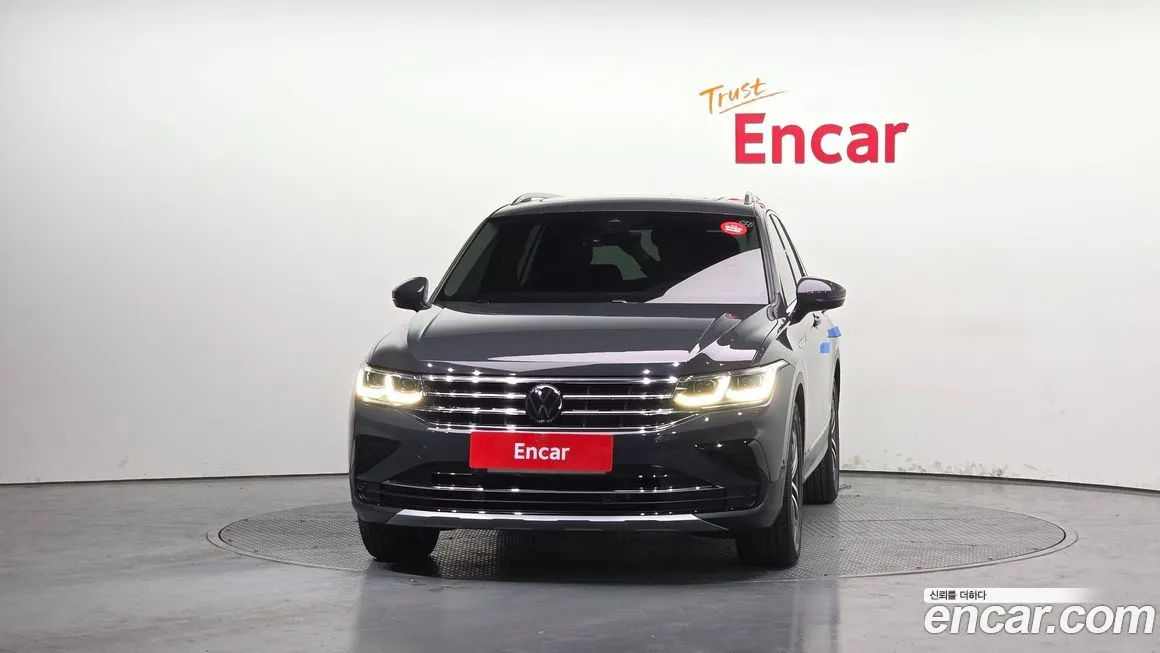 Volkswagen Tiguan — фото 4