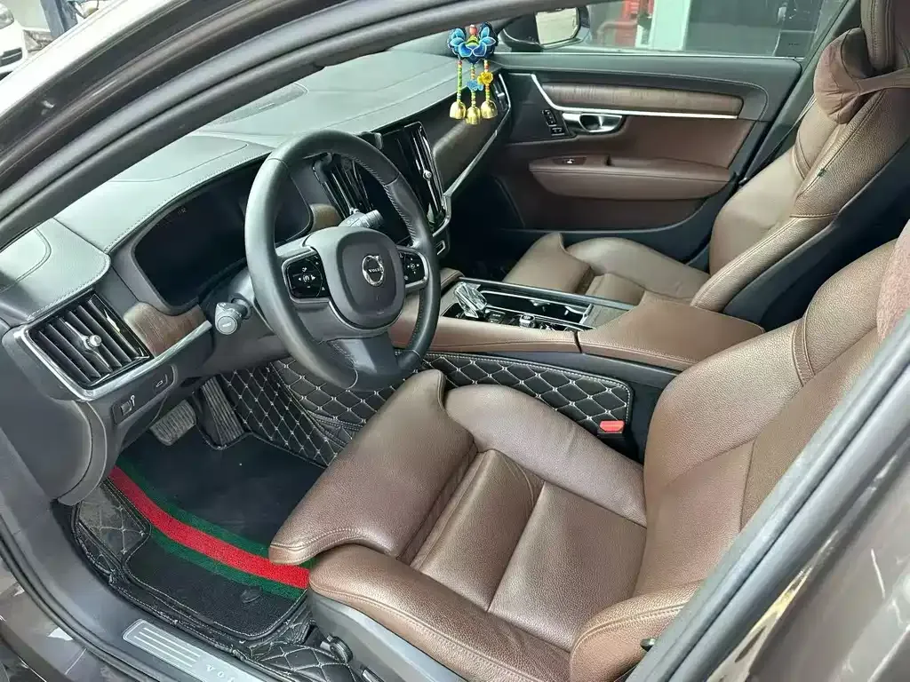 Volvo S90 2021 из CN, фото 7