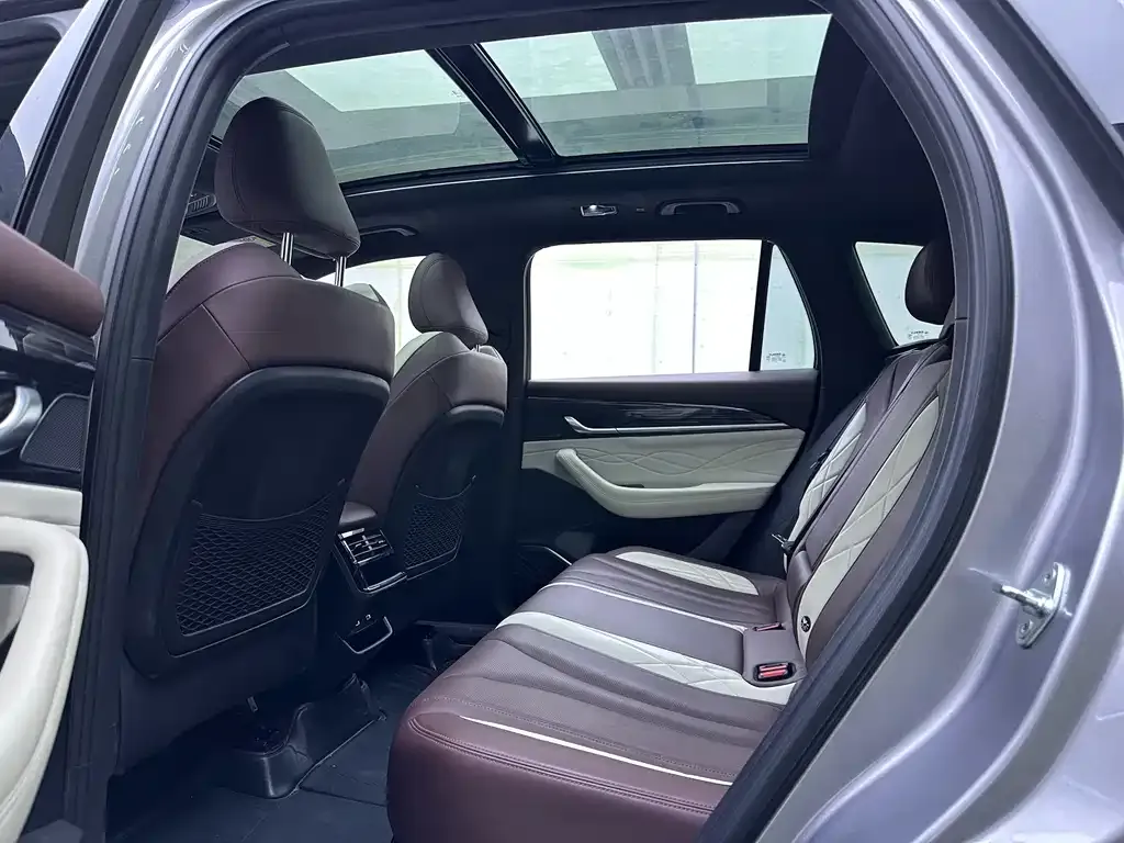 Geely Xingyue L 2022 из CN, фото 3