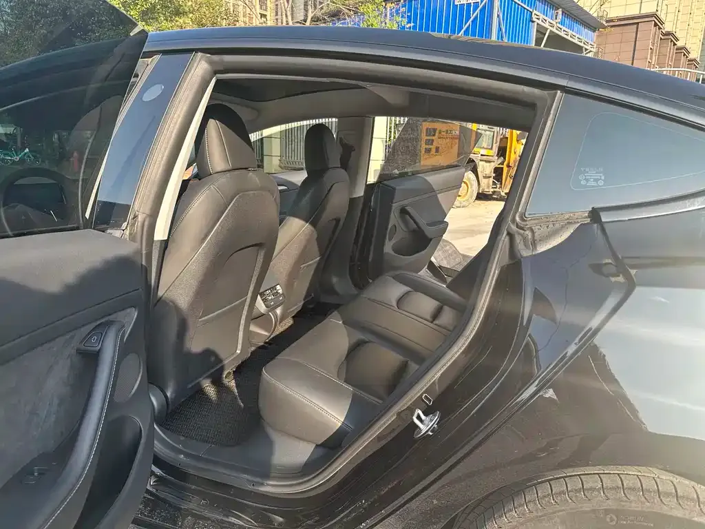 Tesla Model 3 2022 из CN, фото 5
