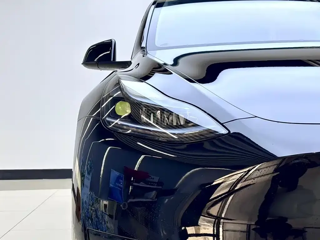 Tesla Model Y 2024 из CN, фото 6