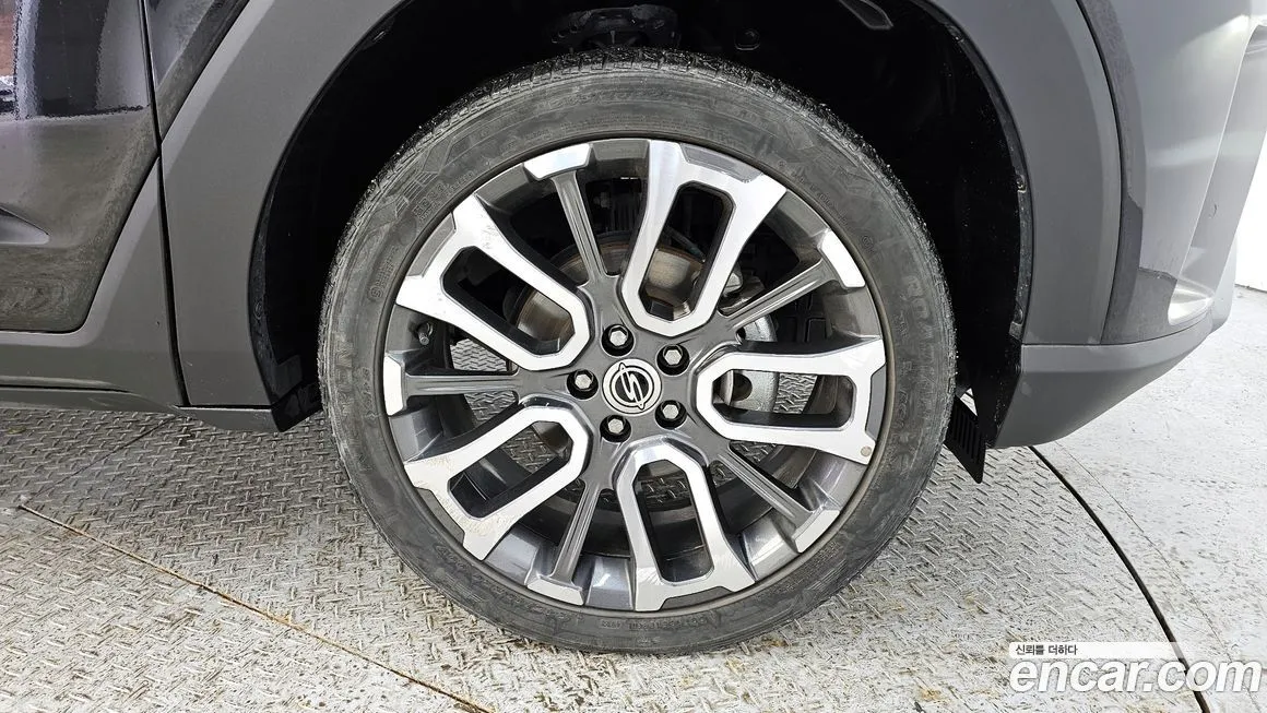KG Mobility (Ssangyong) Torres — фото 7