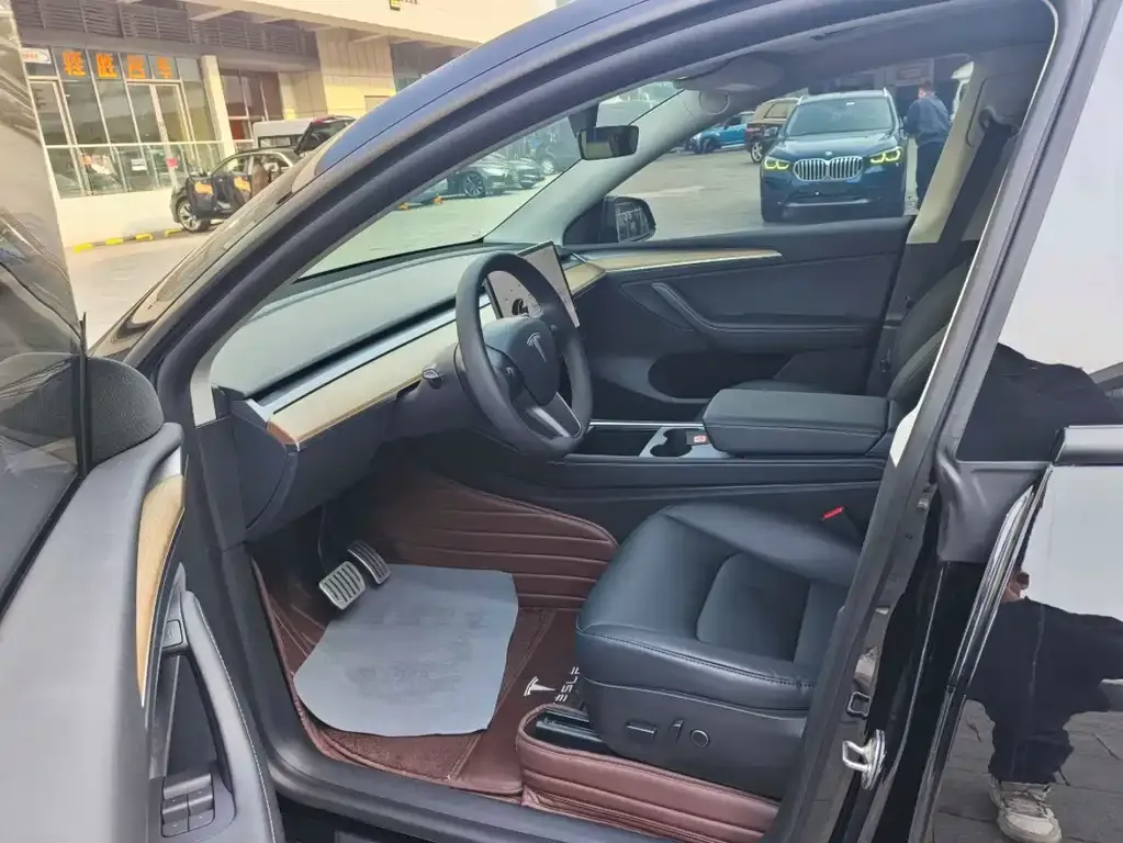 Tesla Model Y 2022 из CN, фото 4