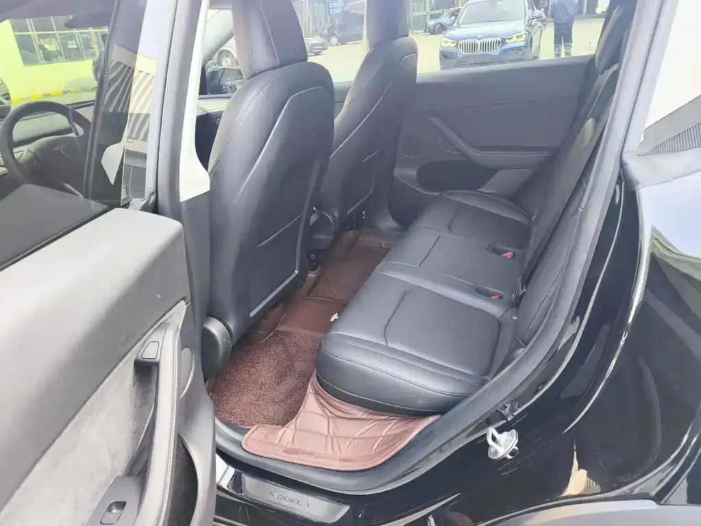 Tesla Model Y 2022 из CN, фото 6