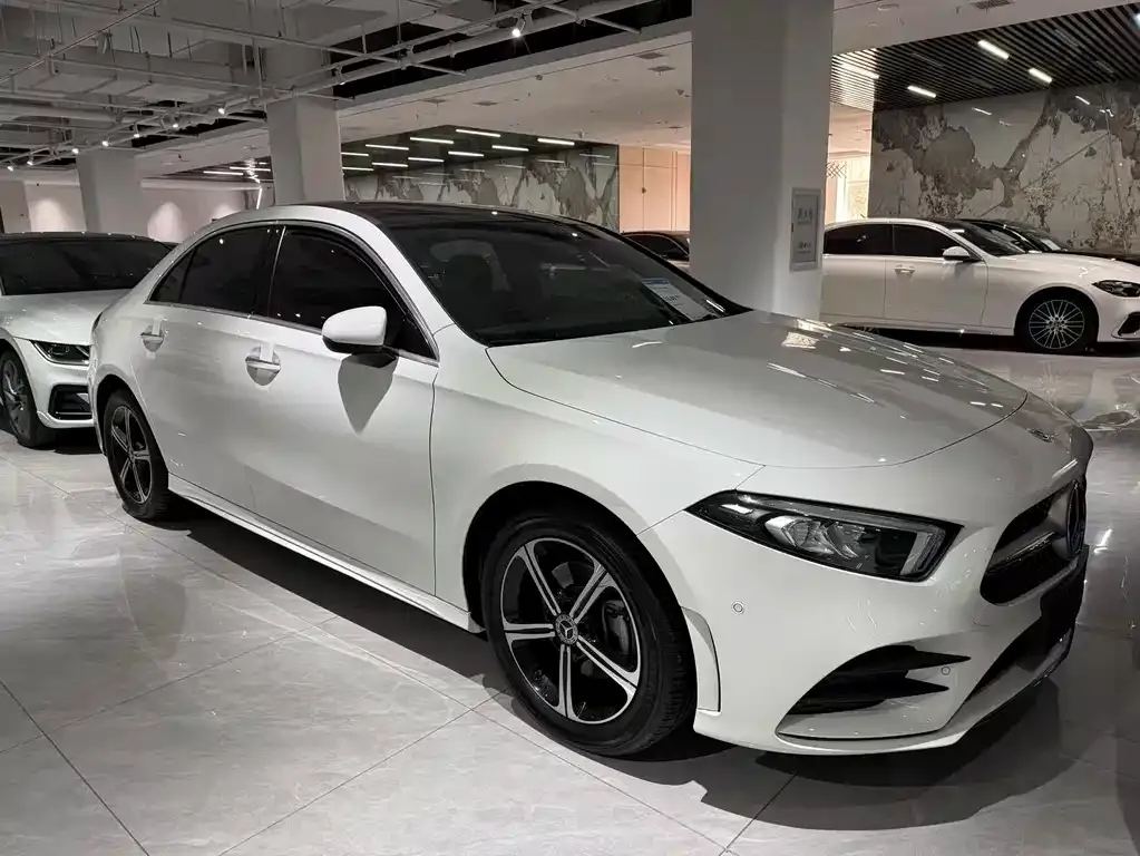 Mercedes-Benz A-Class — фото 1