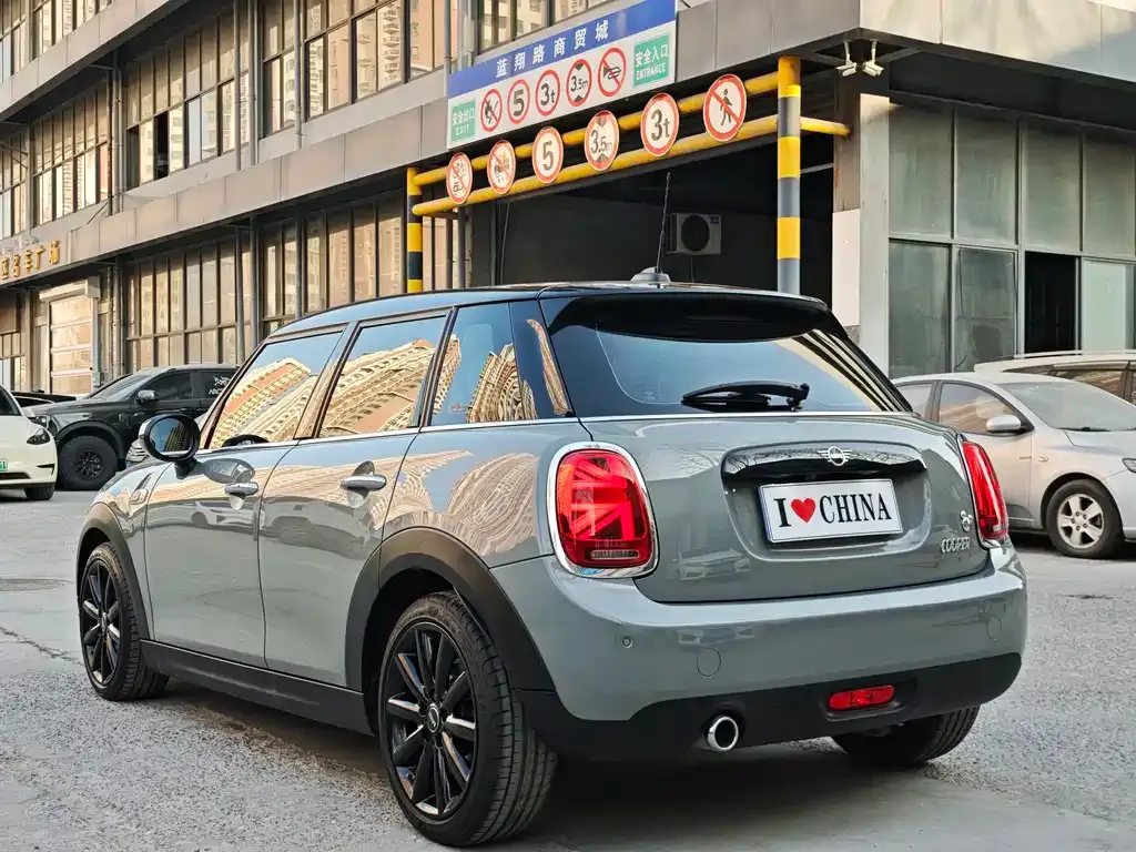 MINI Cooper (3-door) 2021 из CN, фото 4