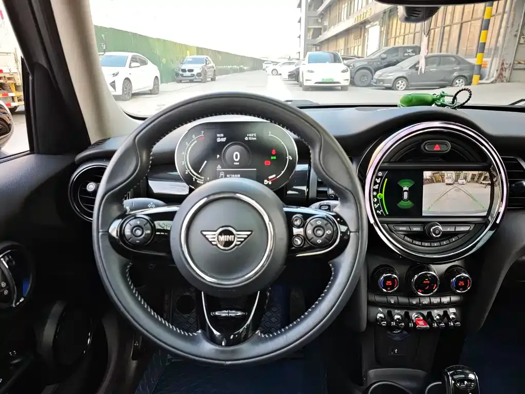 MINI Cooper (3-door) 2021 из CN, фото 6