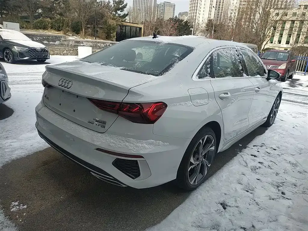 Audi A3 2024 из CN, фото 4