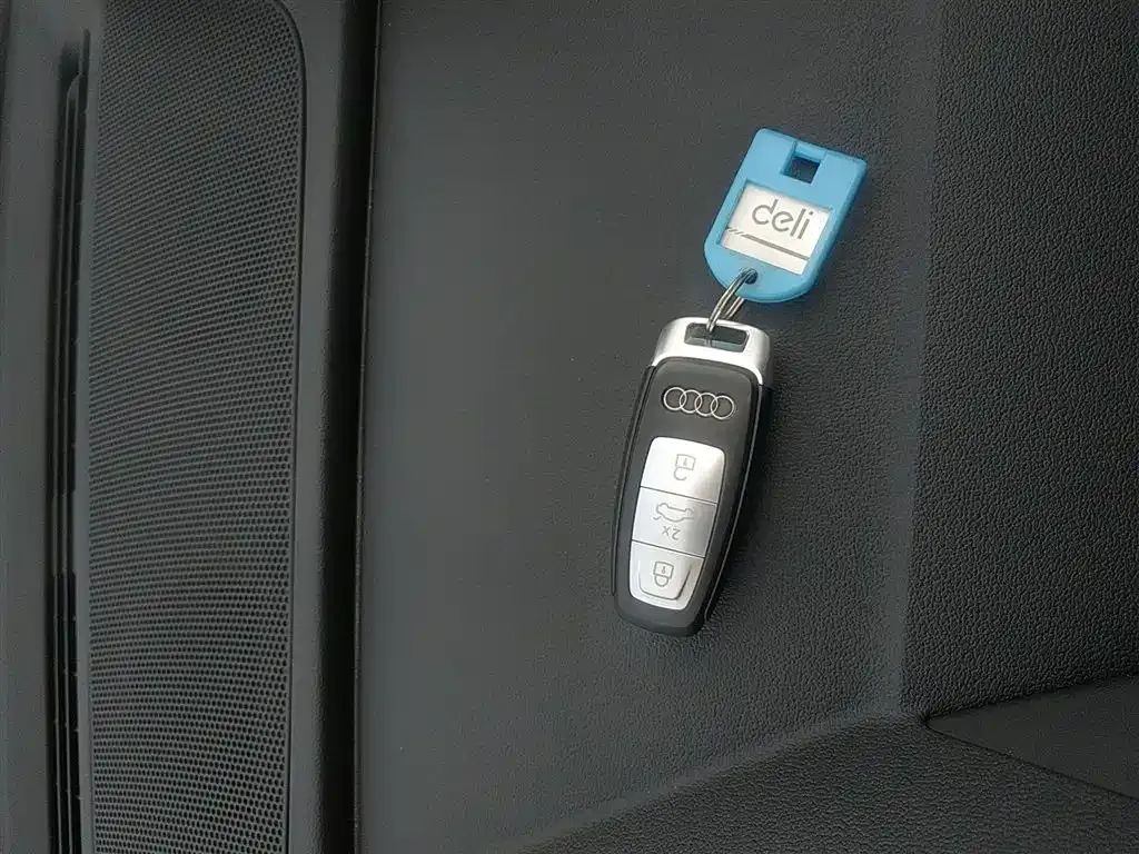 Audi A3 2024 из CN, фото 10