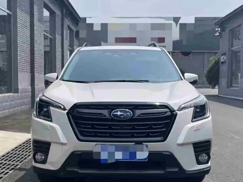 Subaru Forester 2023 из CN, фото 5
