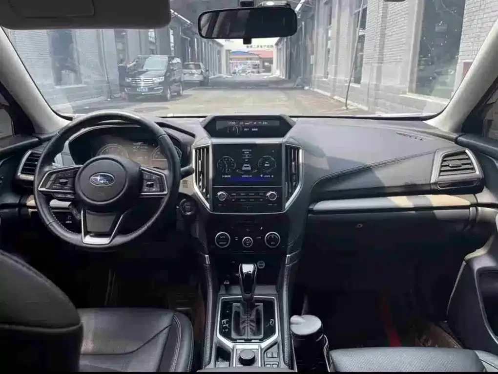 Subaru Forester 2023 из CN, фото 7