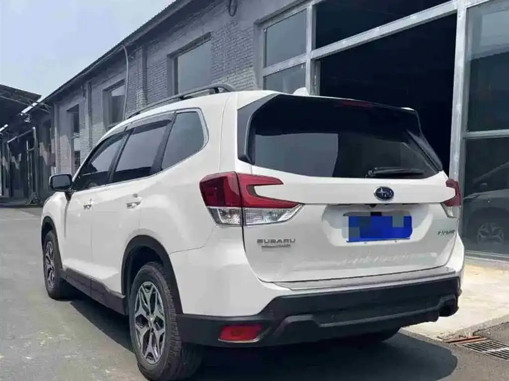 Subaru Forester 2023 из CN, фото 6