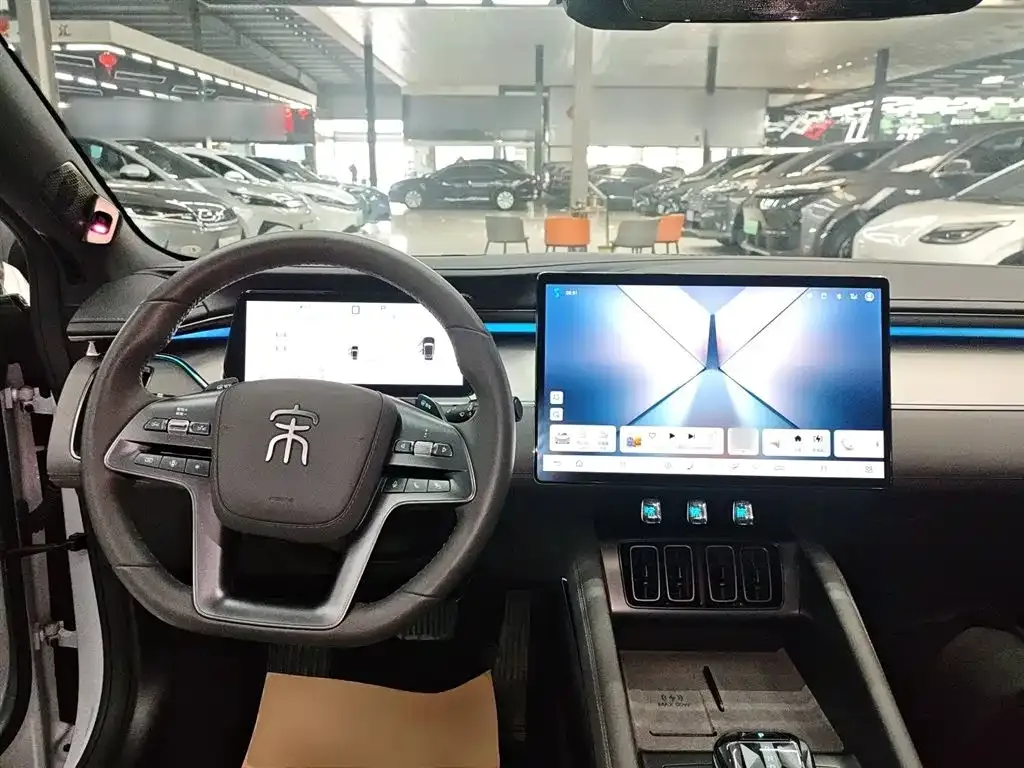 BYD L EV 2025 из CN, фото 10