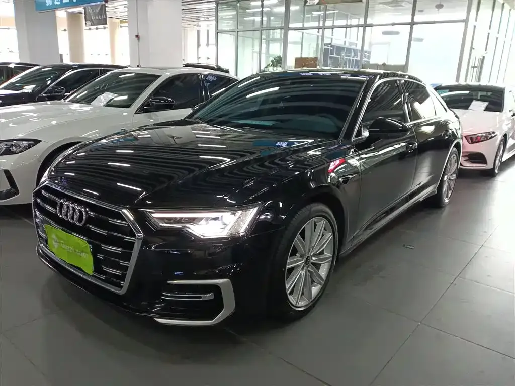 Audi A6L 2024 из CN, фото 3
