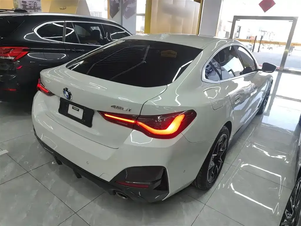 BMW 4 Series 2022 из CN, фото 10
