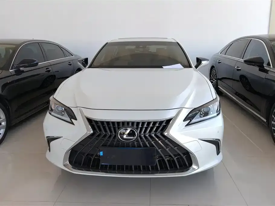 Lexus ES 2024 из CN, фото 3