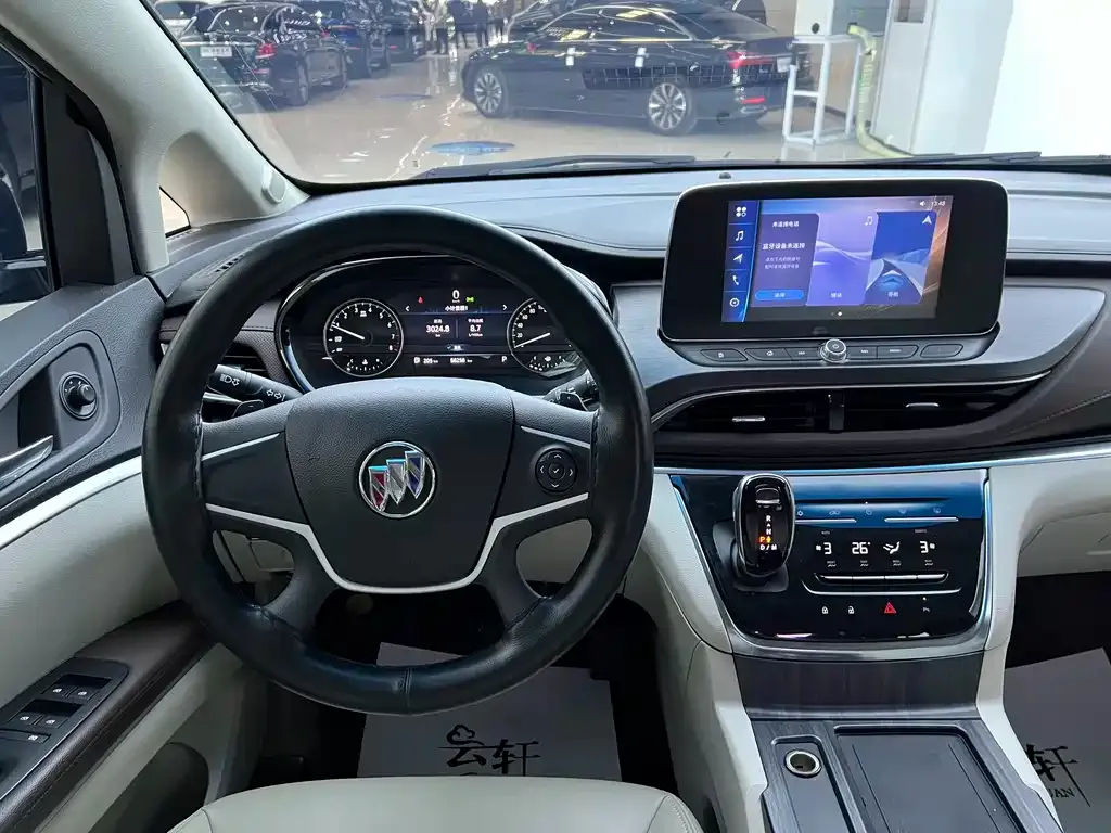 Buick GL8 2021 из CN, фото 3