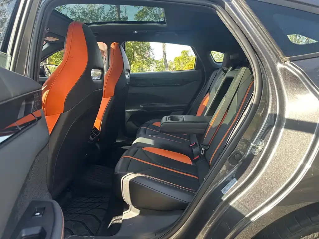 Changan UNI-V 2024 из CN, фото 9