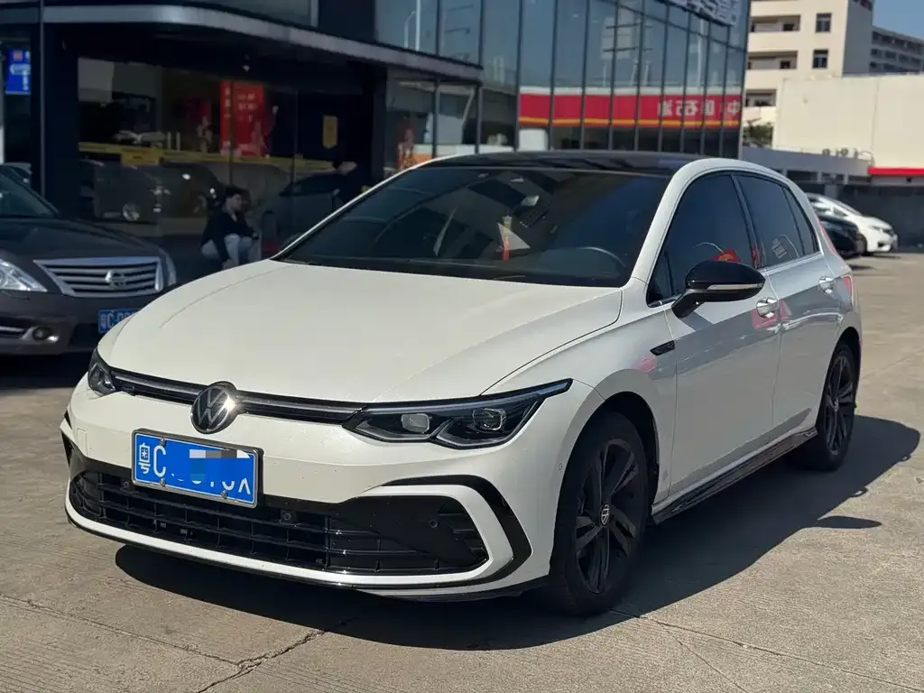 Volkswagen Golf 2021 из CN, фото 1
