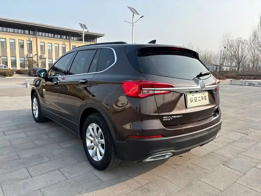 Buick Envision Plus — фото 9