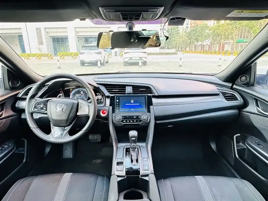 Honda Civic 2022 из CN, фото 8