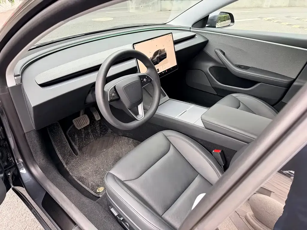 Tesla Model 3 2024 из CN, фото 7