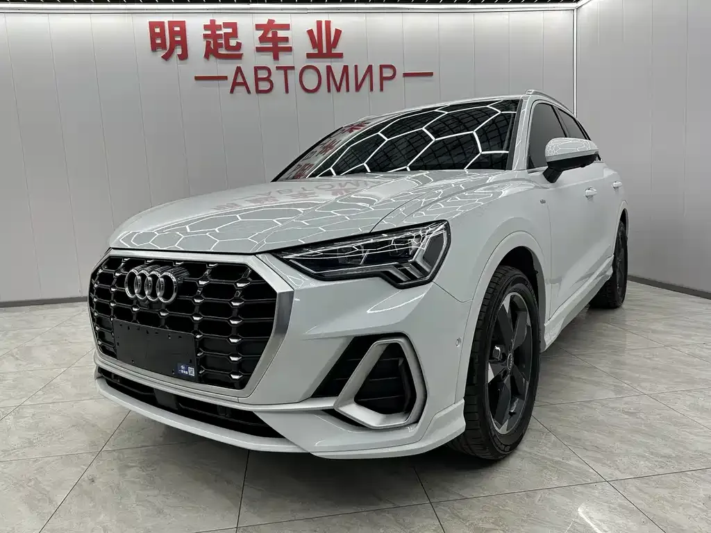 Audi Q3 2022 из CN, фото 1