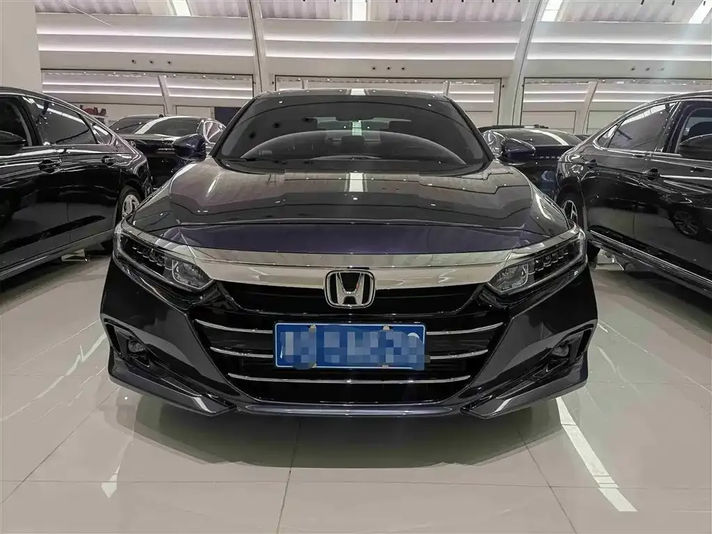 Honda Accord — фото 6