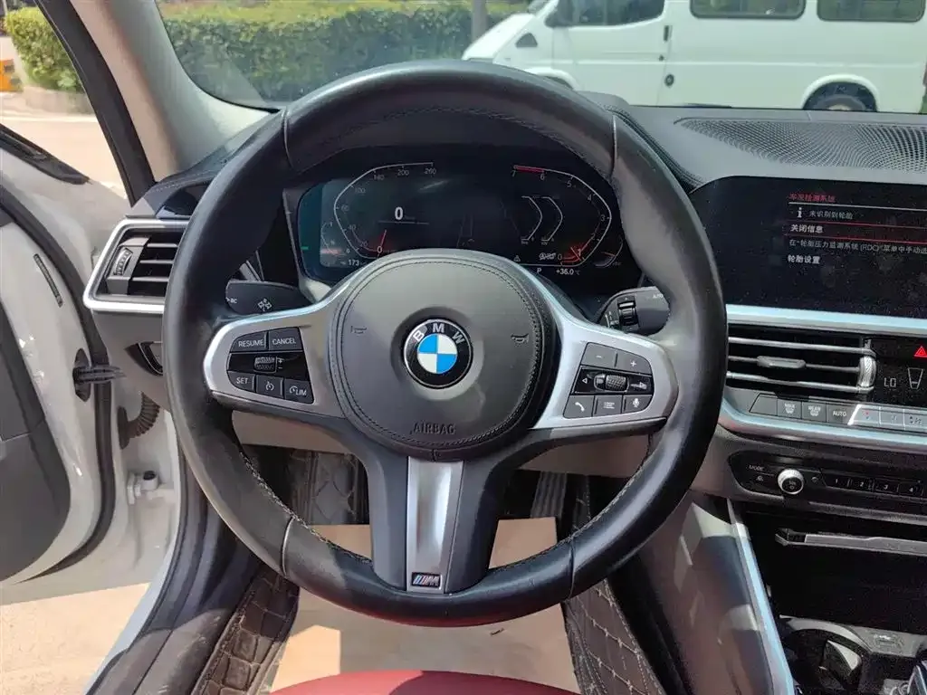 BMW 3 Series 2021 из CN, фото 10