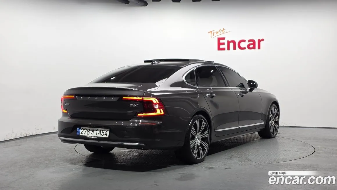 Volvo S90 — фото 3