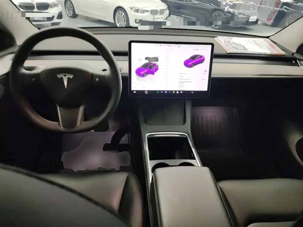 Tesla Model Y — фото 2