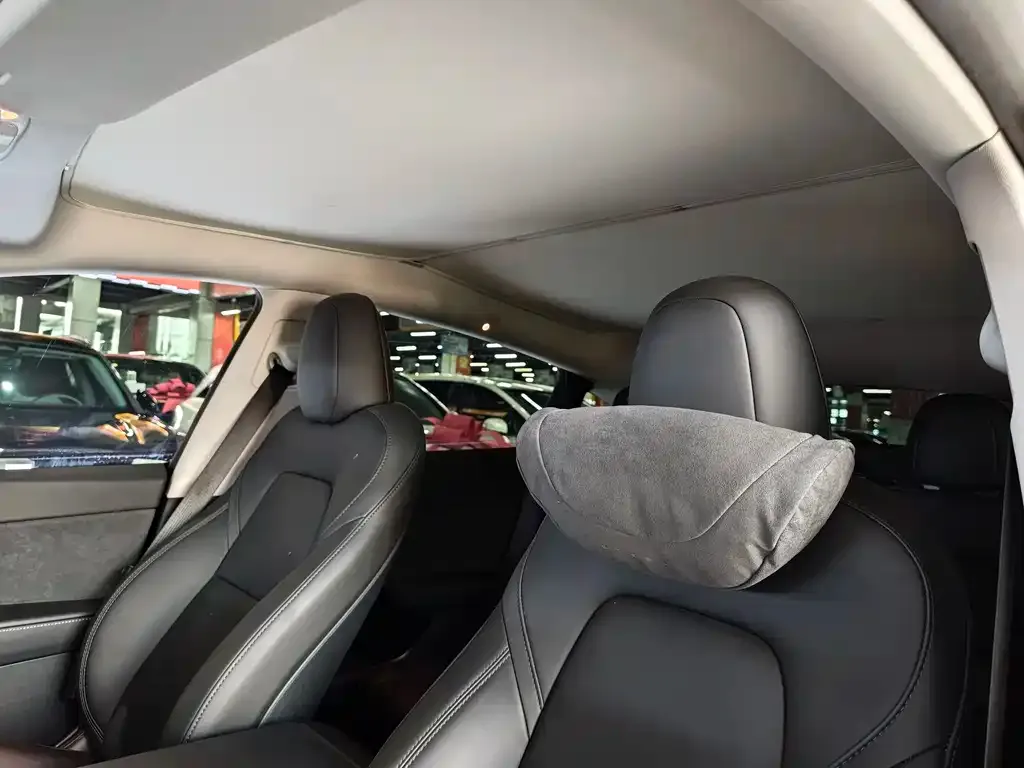 Tesla Model Y 2024 из CN, фото 2