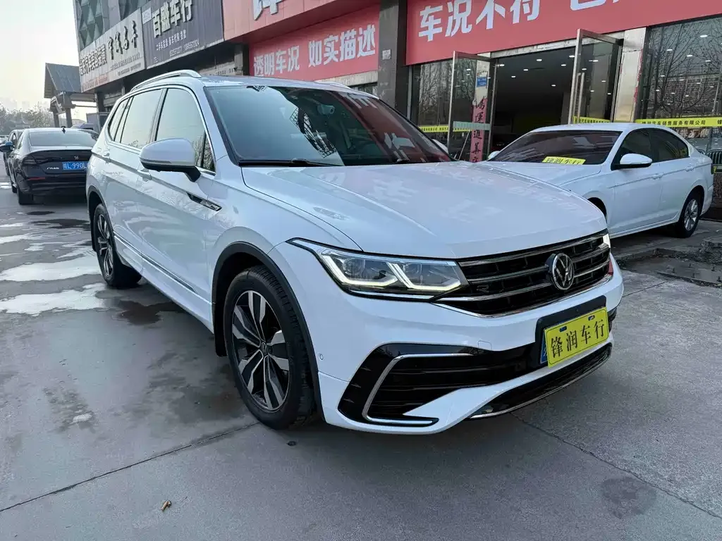 Volkswagen Tiguan L 2022 из CN, фото 8