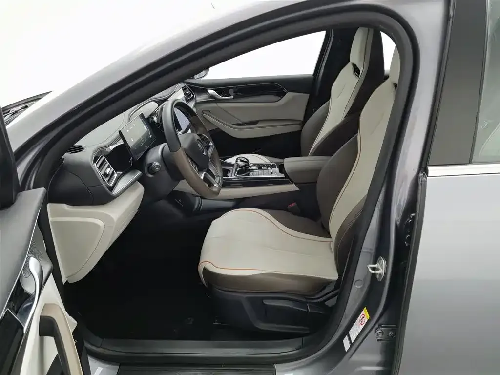 BYD Qin PLUS 2023 из CN, фото 7