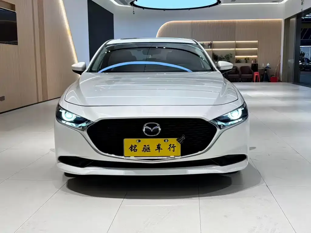 Mazda 3 Axela 2025 из CN, фото 5