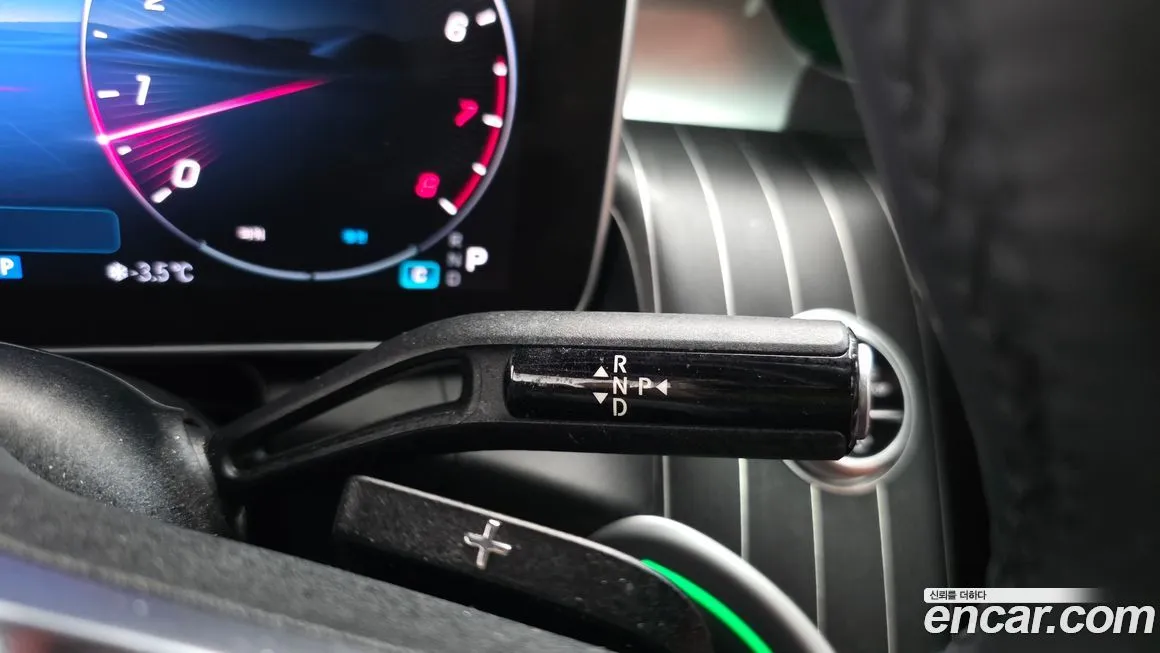 Mercedes-Benz GLC-Class 2025 из KR, фото 4