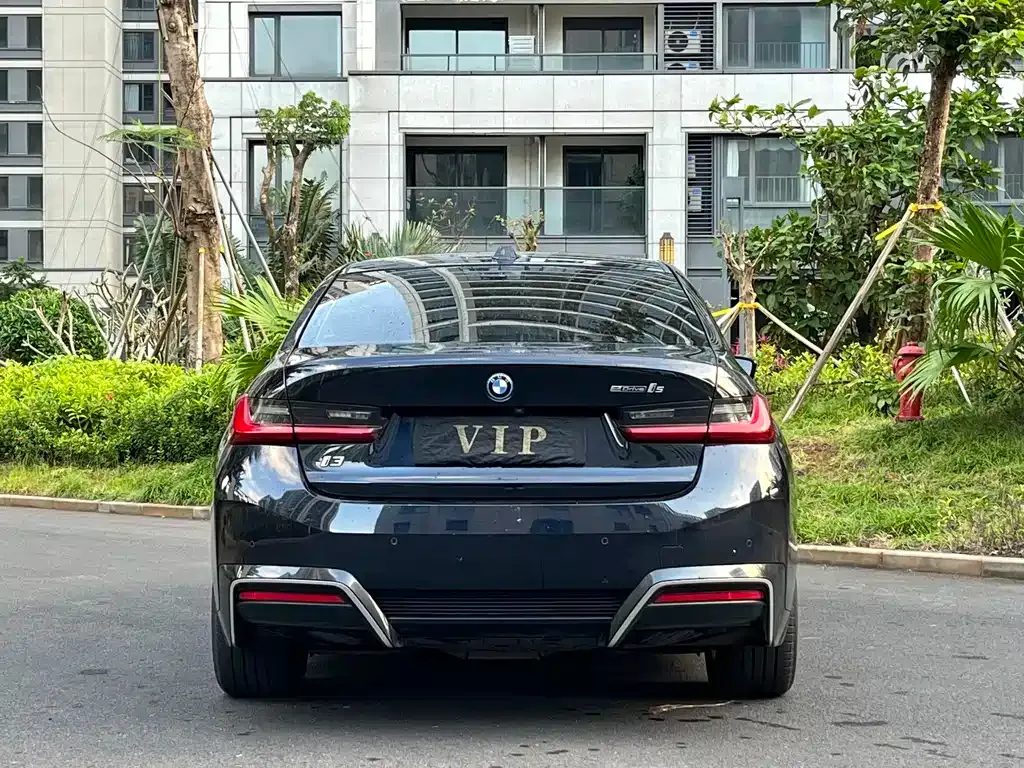 BMW i3 — фото 5
